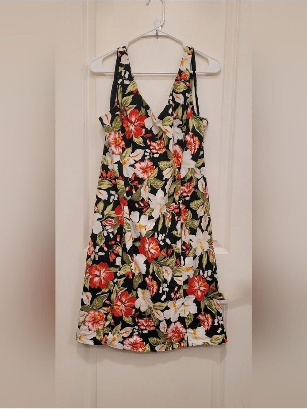 Jones New York Black Floral Dress with Red & White Blooms